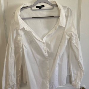 Banana republic buttonup white top, m